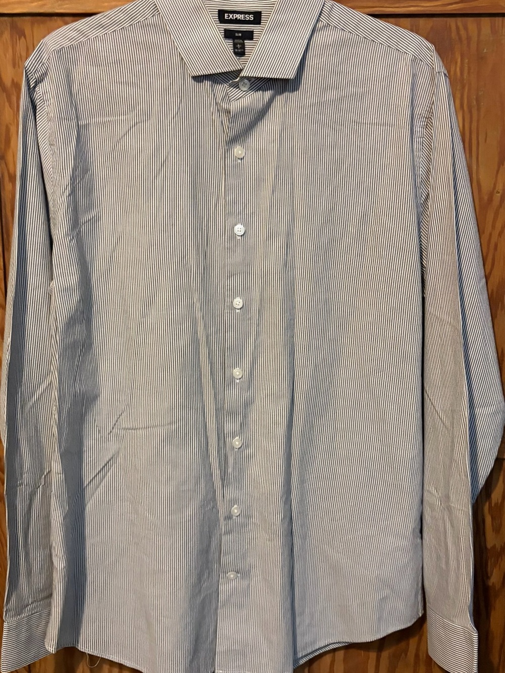 Express Men’s Gray Stripe Dress Shirt. 100% cotton. Size Large/16-16.5. EUC.
